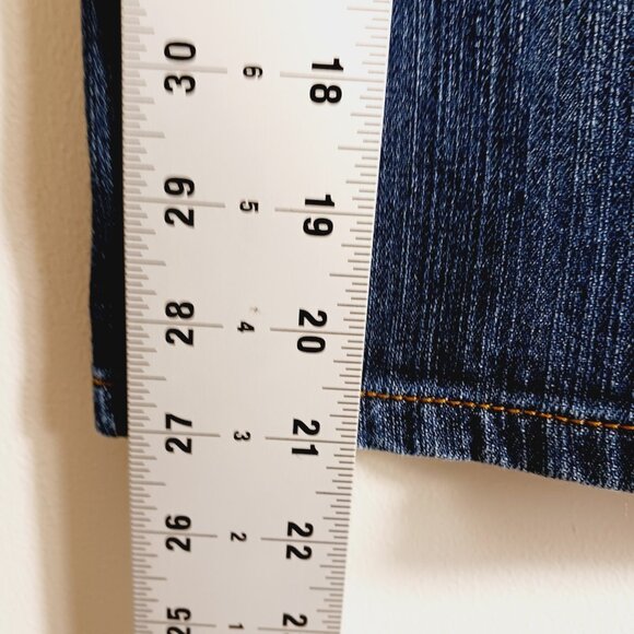 Levi's Signature Denim Skirt Misses Size 4 Zip, Western, Coastal Cowgirl Country - Picture 15 of 16